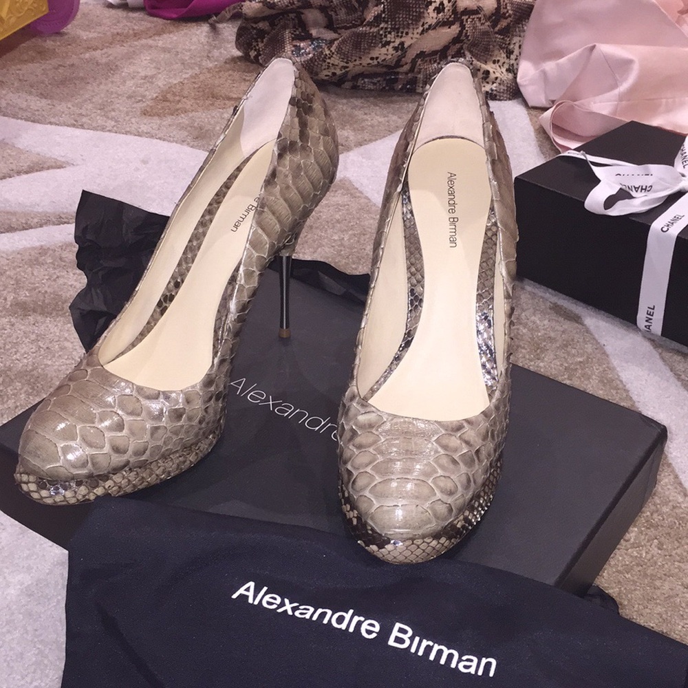 Alexandre Birman scarpin army green heel